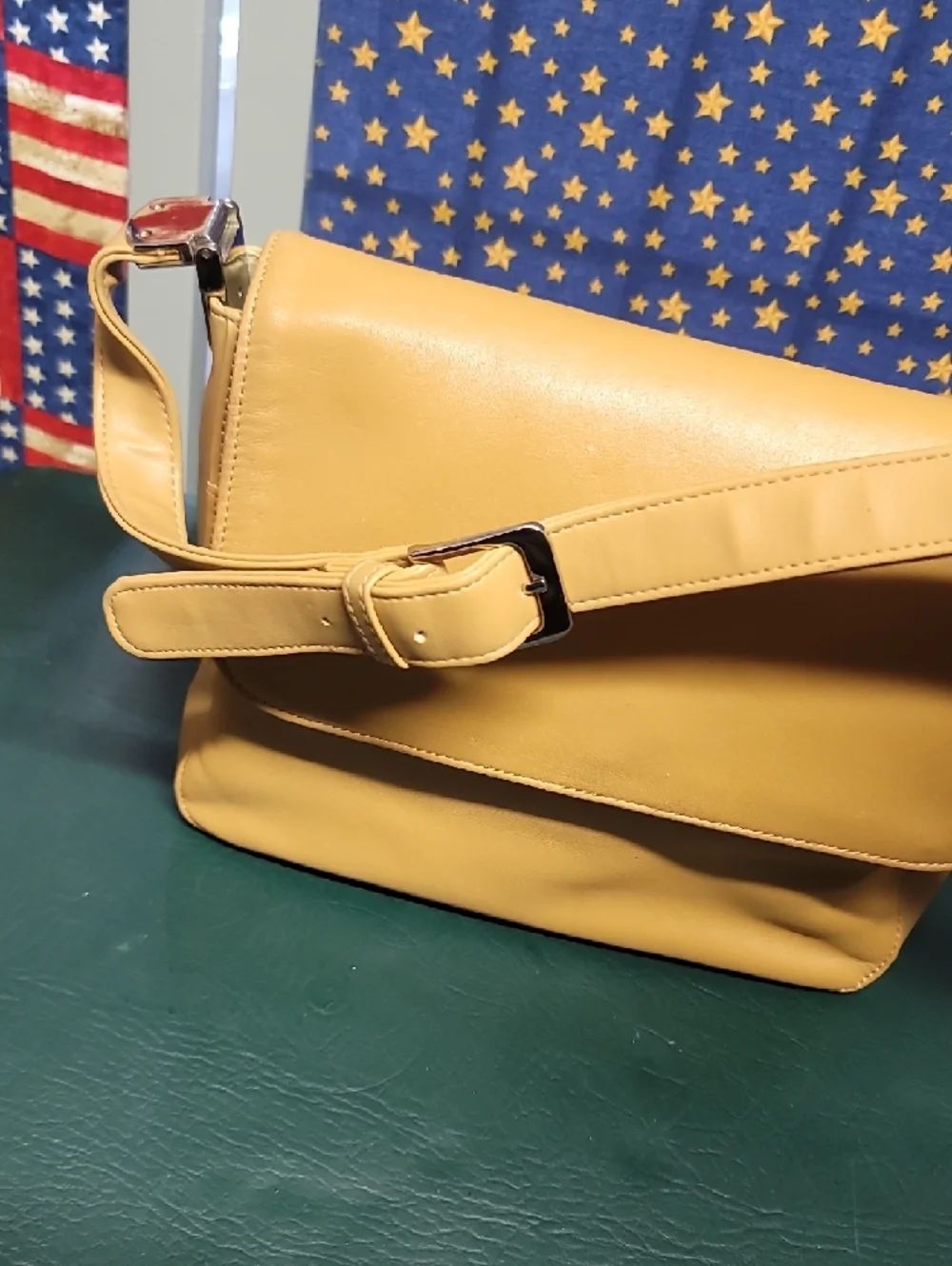 Yellow Leather Crossbody Bag - Classic Everyday Style - Picture 2 of 4